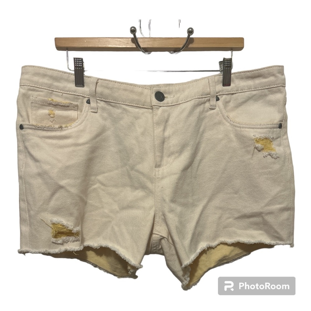 Kut from the Kloth denim shorts 16